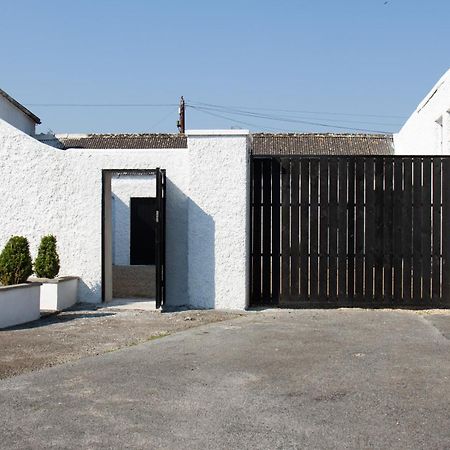 Hill House Lodge Sleeps 6 Overlooking The Rock Of Cashel Cashel  Exterior foto