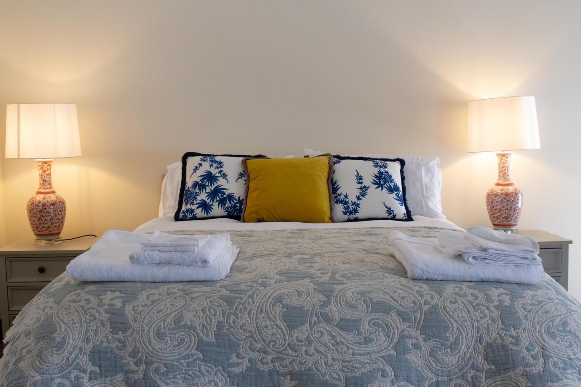 Hill House Lodge Sleeps 6 Overlooking The Rock Of Cashel Cashel  Exterior foto