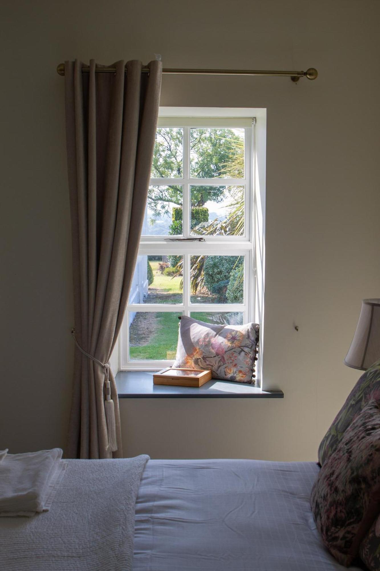 Hill House Lodge Sleeps 6 Overlooking The Rock Of Cashel Cashel  Exterior foto